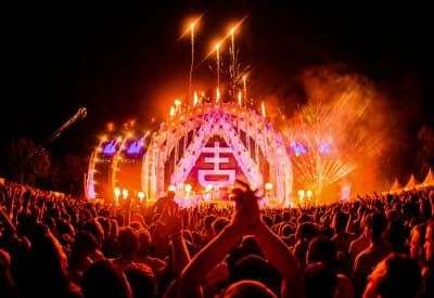 format the party goer ruben may 5dc5bc3e340bc