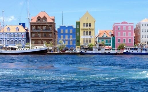 format free shuttle 5e70e5f34a661