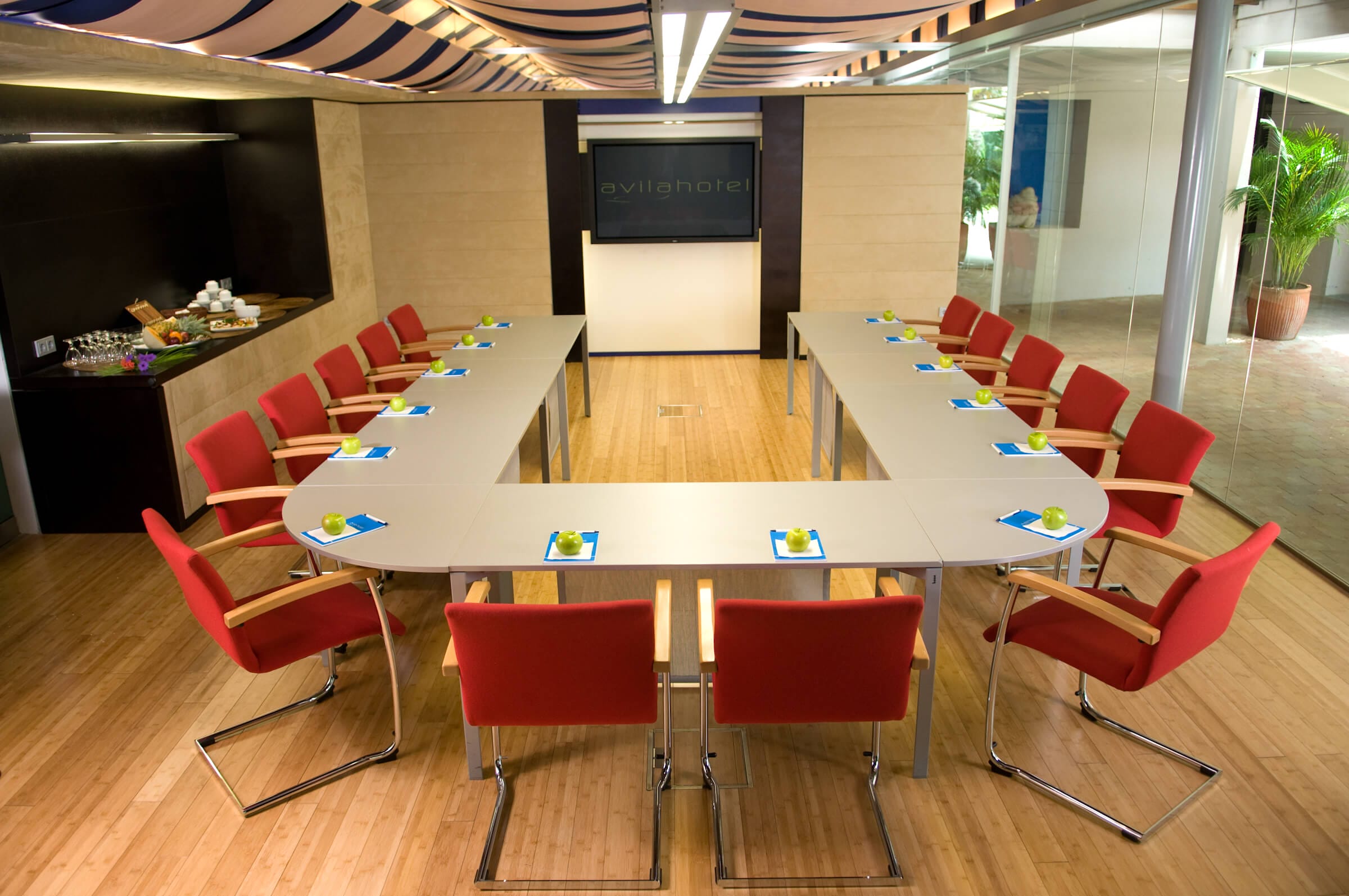 Voyager meeting room 1 Voyager meeting room 1