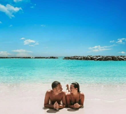Avila-Surroundings-Beach-is-life-edit-resize-1-e1679412638469 (2) Ofertas de Desconto do Hotel de Praia de Curaçao