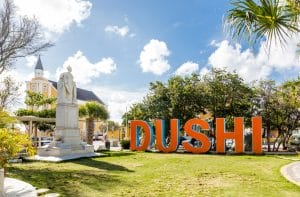 dushi sign shutterstock 298818566