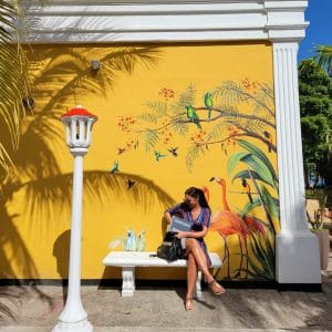Art and culture3 Pietermaai: Die beste Unterkunft in Willemstad Curaçao mit schöner Architektur und farbenfrohen Gebäuden