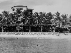 The beach and the boat-shaped Schooner Bar in the 1980s. Avila Big 006