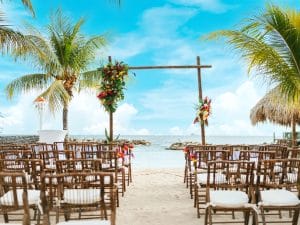 A beach wedding at the Avila Beach Hotel in 2024. Pool beach Wedding main picture